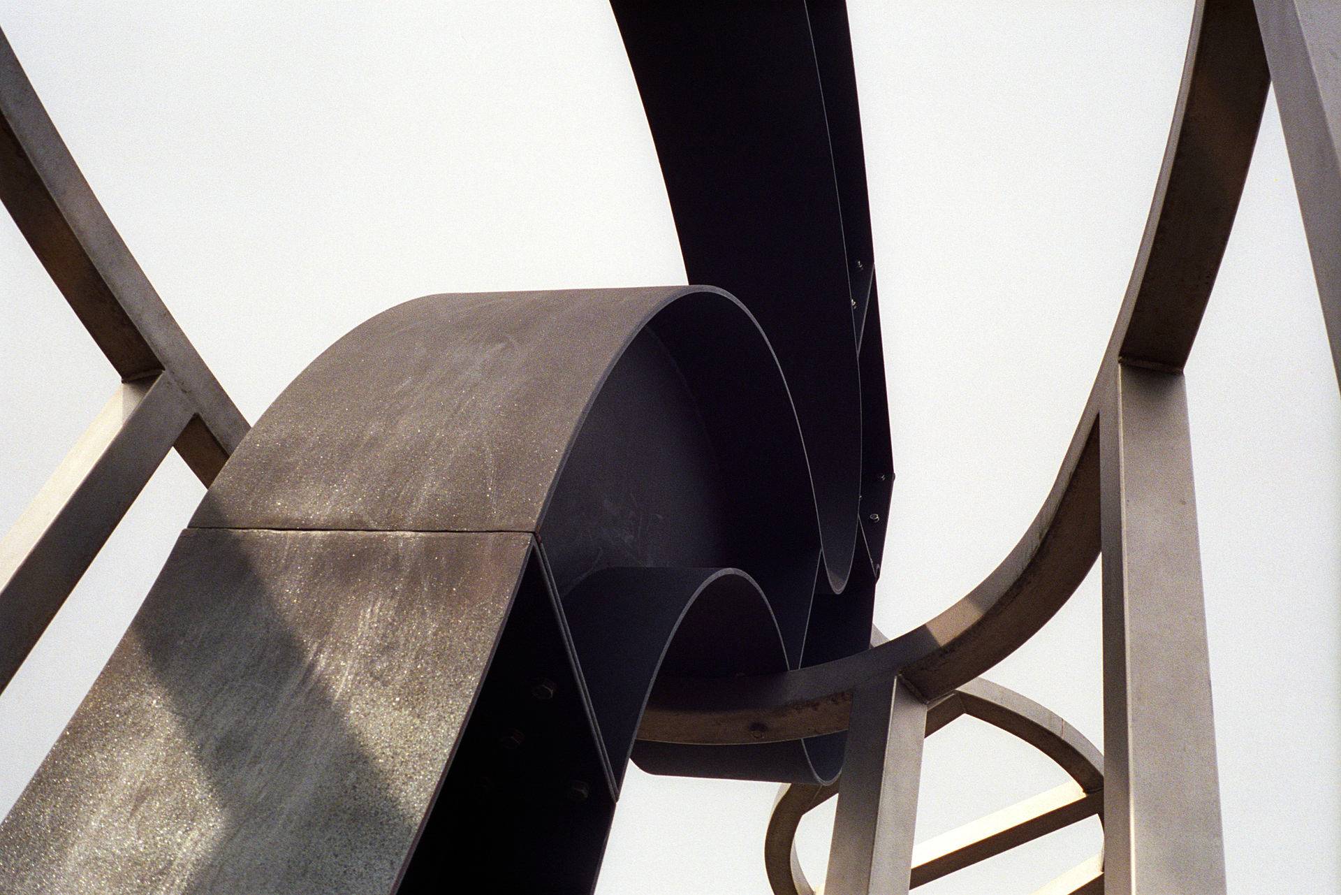 Richard Deacon. Lets Not Be Stupid (detail) at the University of Warwick