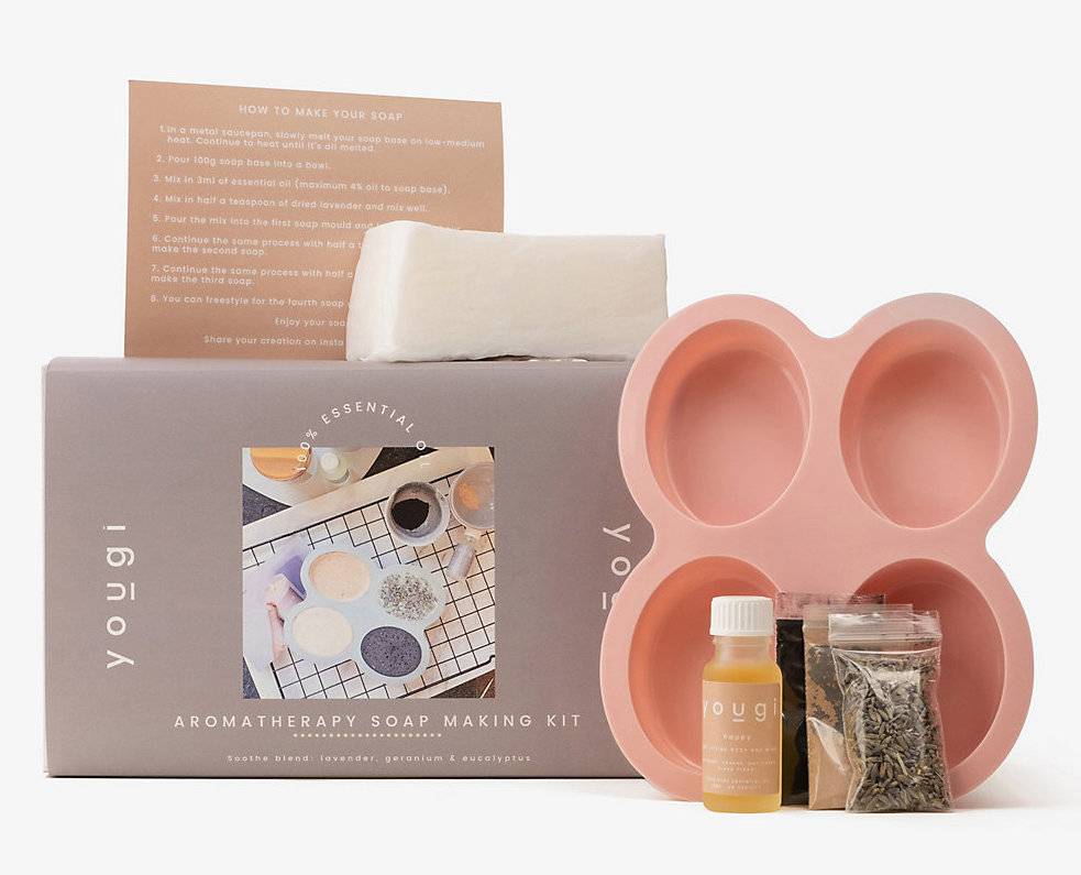 Yougi’s Aromatherapy Soap Making kit