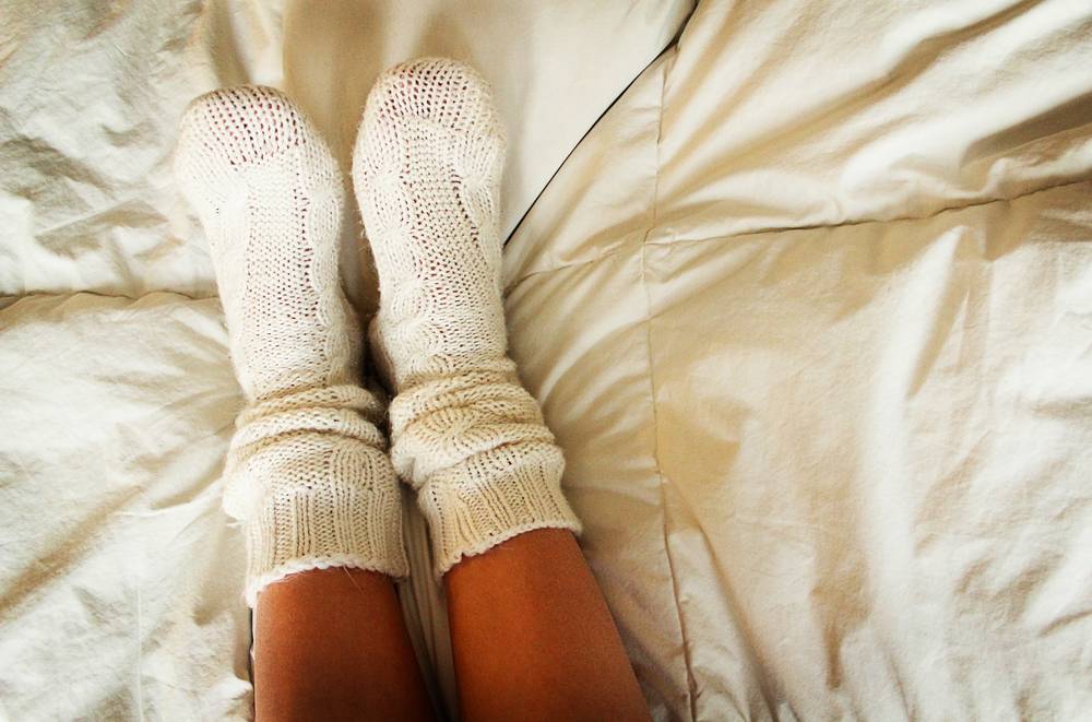 keep feet warm in bed