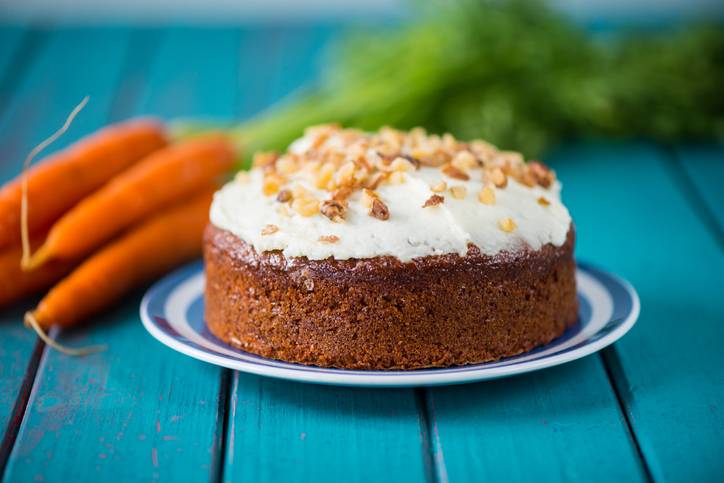 frosted carrot cake