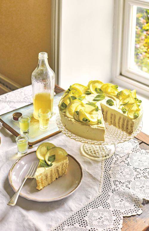 Creamy lemon cake