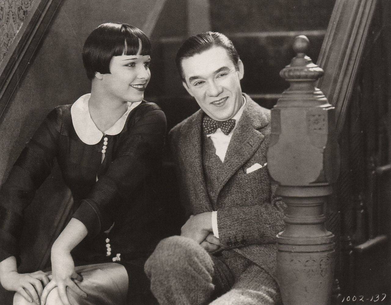 Louise Brooks wears eyeliner in The Show Off