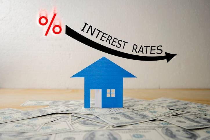 interest rates are falling