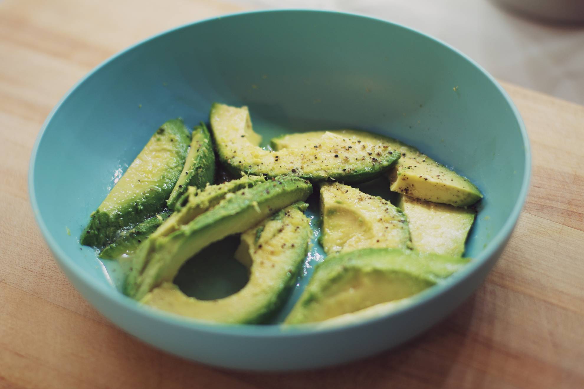 a fresh bowl of sliced avocado to aid hearing