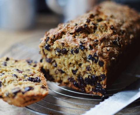 How to bake a delicious fruity loaf