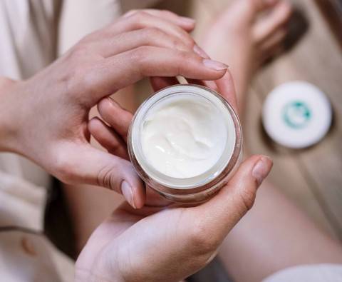 Skinomatics presents the best stretch marks cream