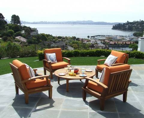 A guide to choosing outdoor furniture for home