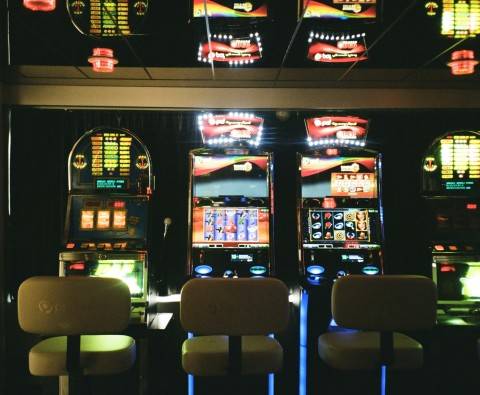 Online casinos - A mix between fun and making real money
