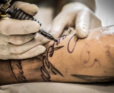 Mistakes to avoid when you get a new tattoo