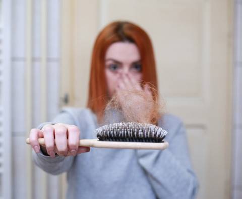 5 common reasons women experience hair loss