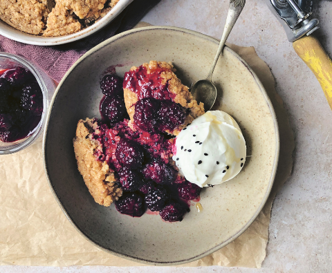 Baked Grain bowl with blackberries and maple recipe