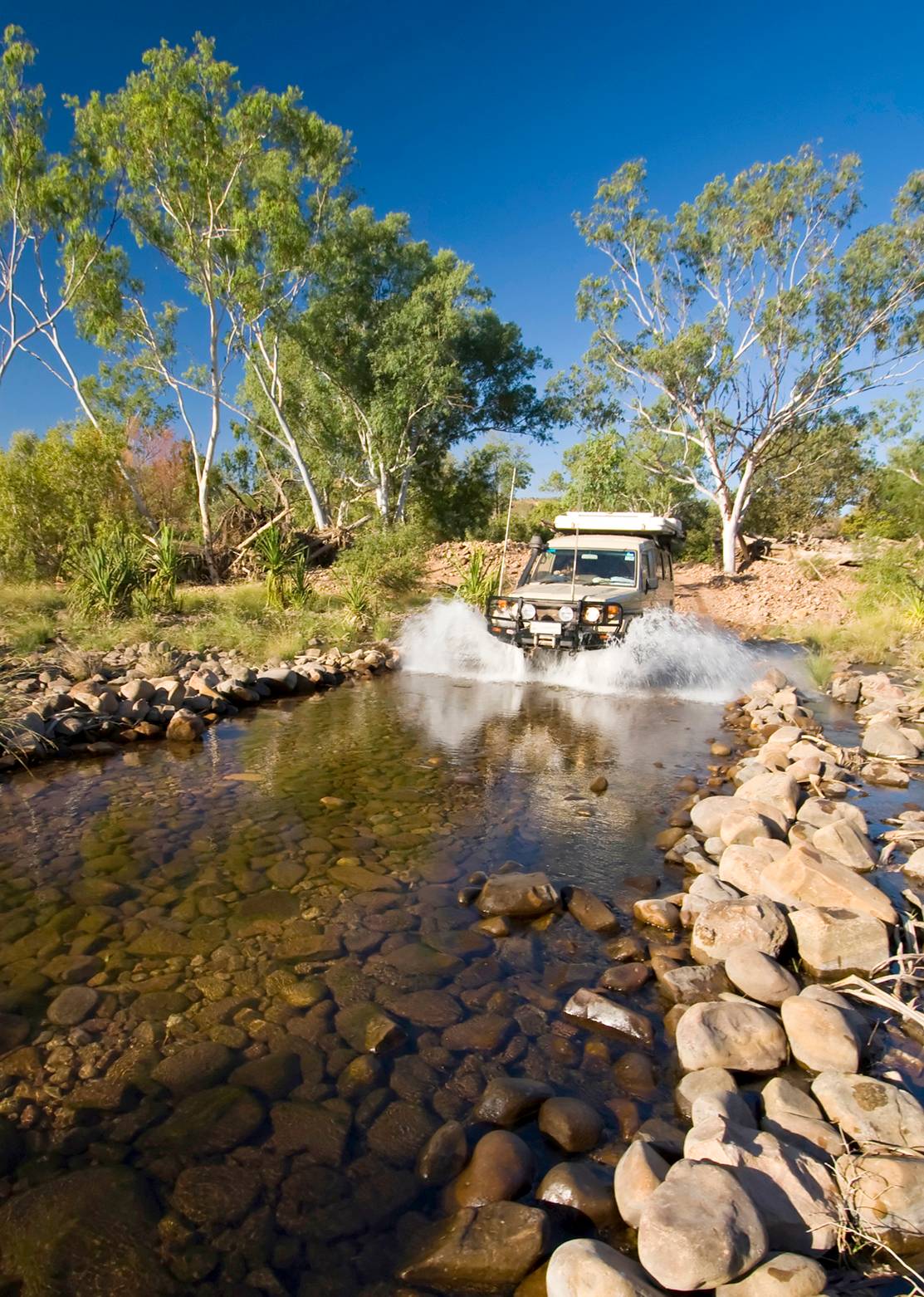 A jeep going through the Pentecost river