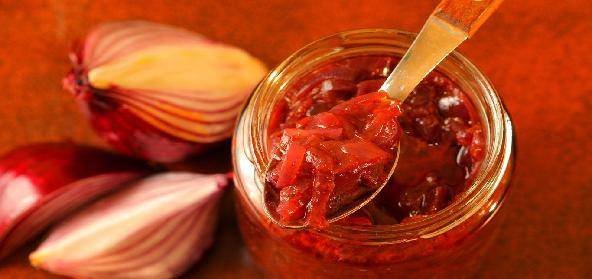 pickled onion charcuteriment