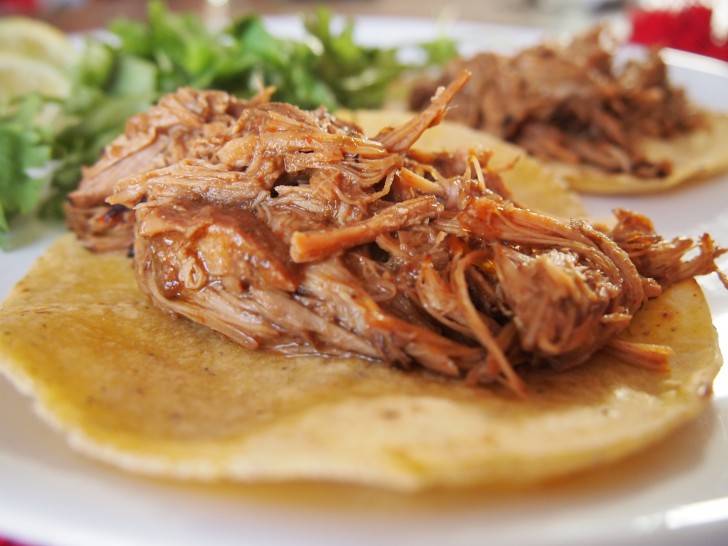 pulled pork in chocolate chipotle sauce